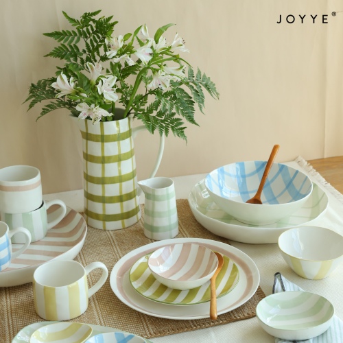 Chic Pure Line Dinnerware Collection