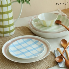 Chic Pure Line Dinnerware Collection