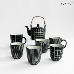 Classic Black and White Stripes Tableware