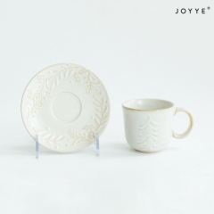 Embossed Christmas Tableware Collection