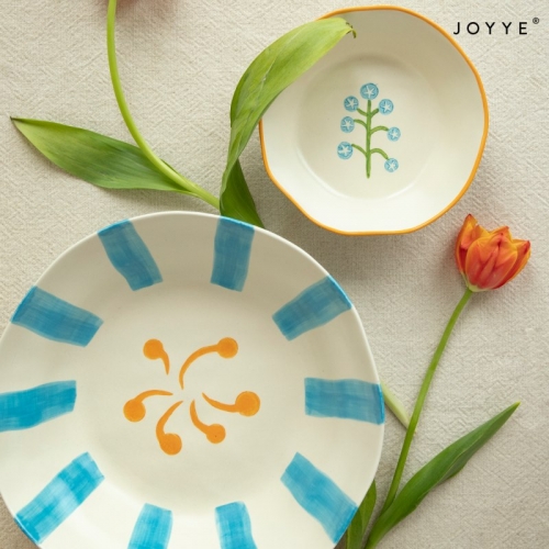 The Romantic Hand-painted Flowers Tableware Collection by Joyye