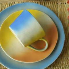 The Retro Rainbow Tableware Collection by Joyye