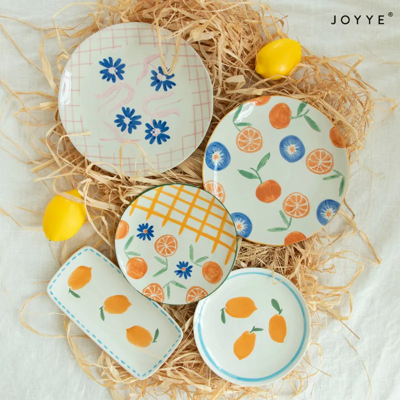 Hand-painted Fruit and Plaid Plates Set
