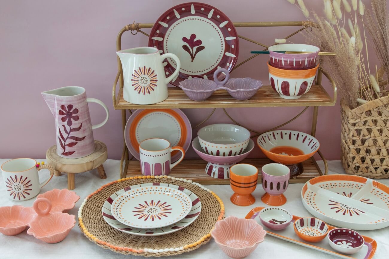 What Are the Different Dinnerware Styles?