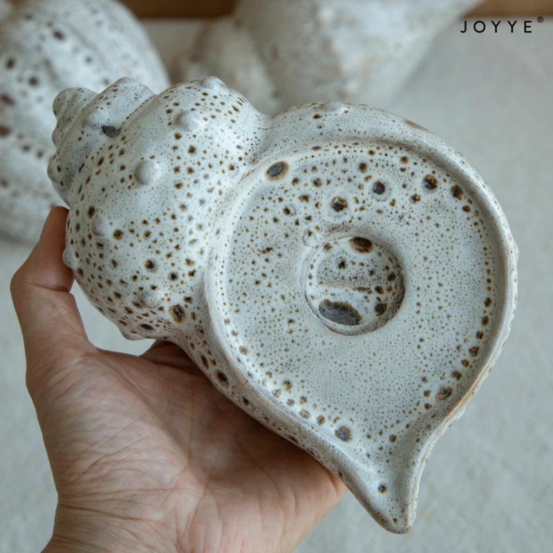 OEM Conch Shaped Ceramic Candle Holder Collection – Vintage Realism Design