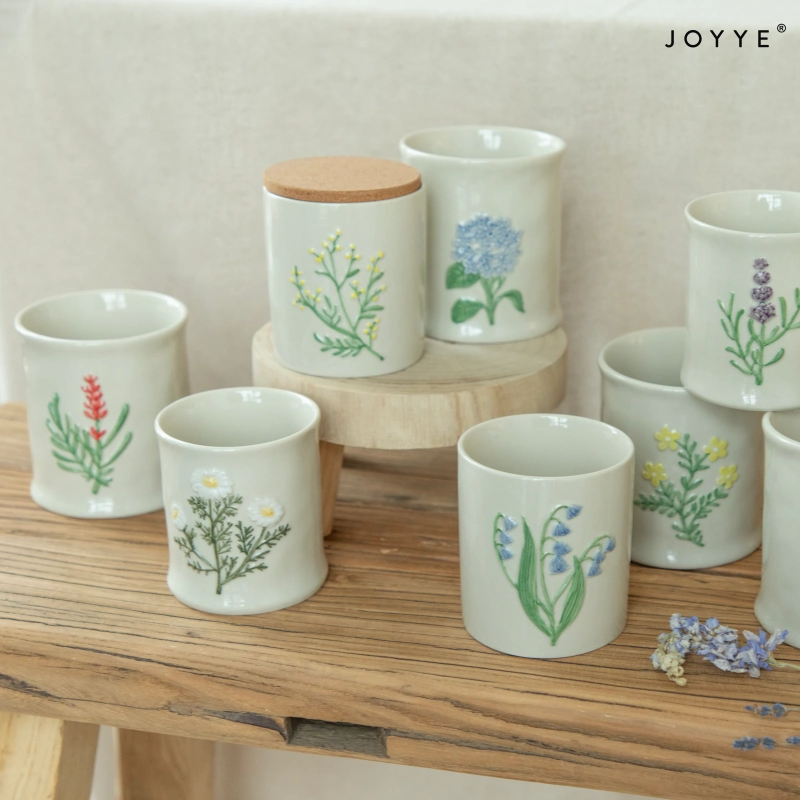 OEM Embossed Floral Ceramic Candle Jar – Country Style Design