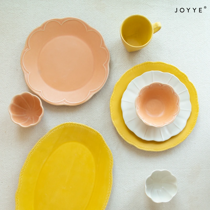 OEM Simple Stripe Matte Glaze Tableware Set