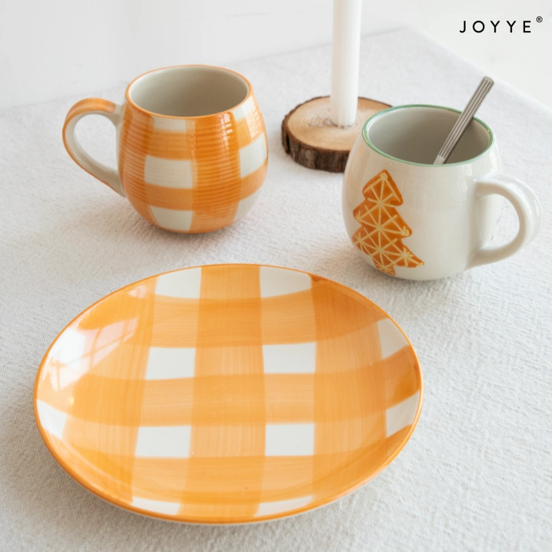 Handpainted Checker Christmas Ceramic Tableware Collection